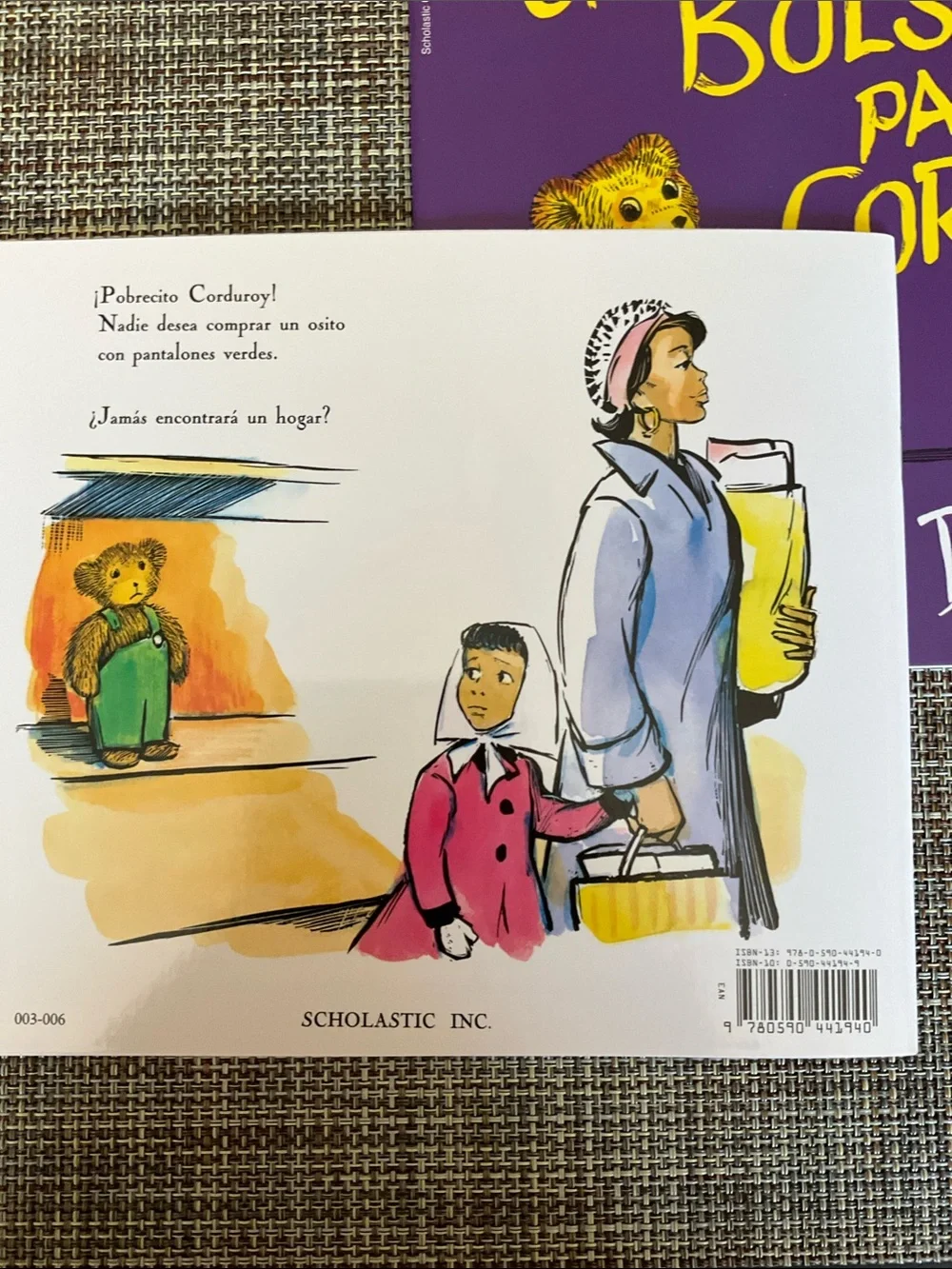 Scholastic 2books- Corduroy Spanish